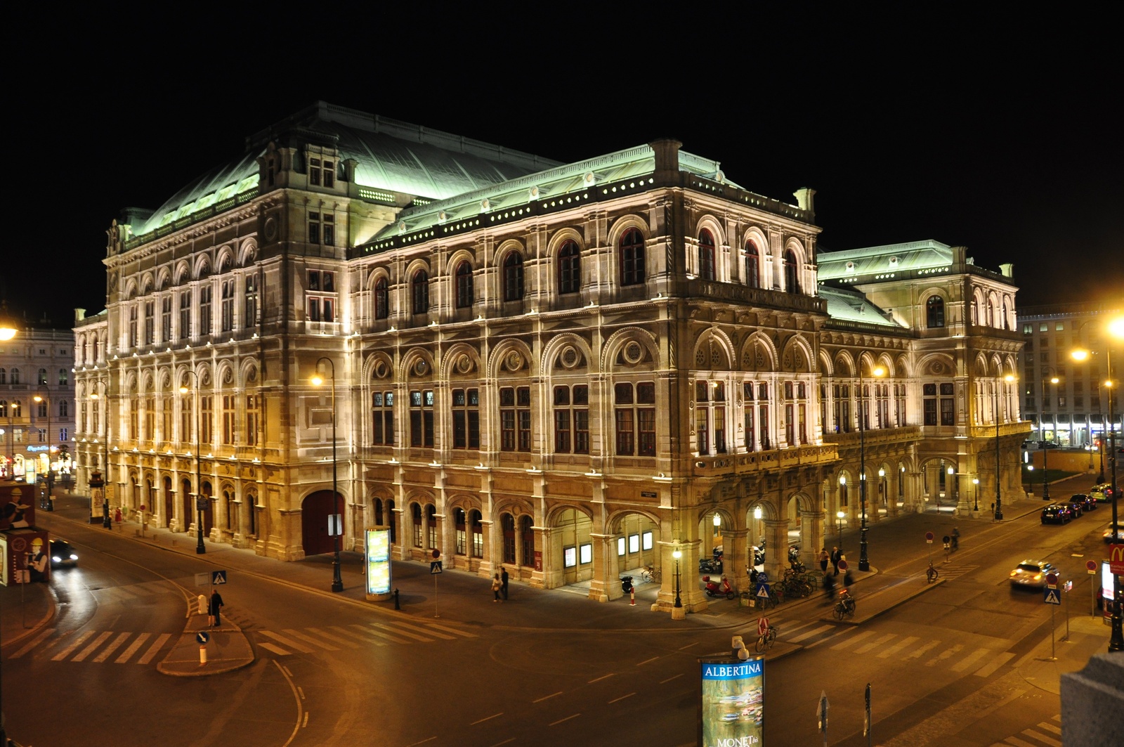 REJS: Photos: Vienna, Bratislava & Budapest, June 2011: Vienna: Ringstraße